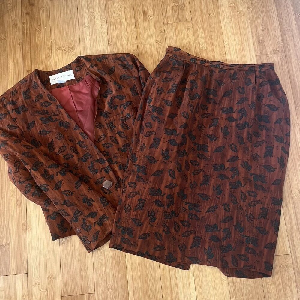 Vintage Michelle Stuart‎ 100% Silk Suit Size 10